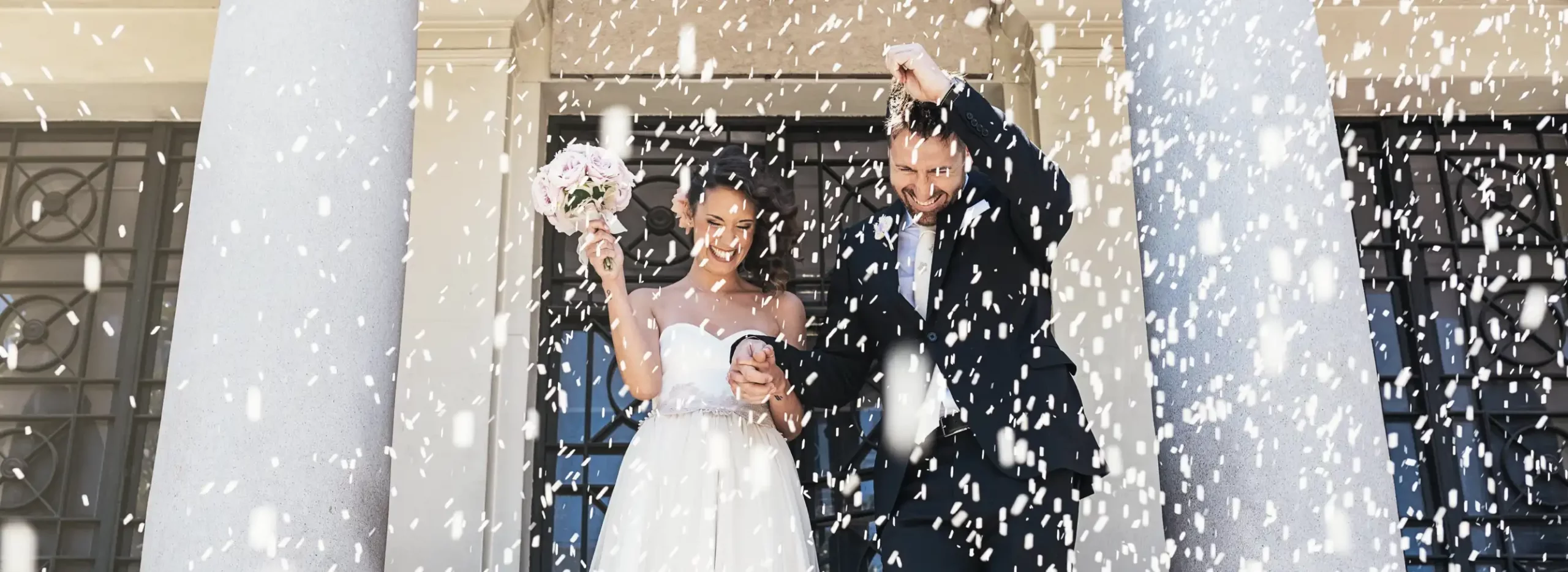 Lancio dei petali o del riso? Tradizione e Modernità graficawedding.it