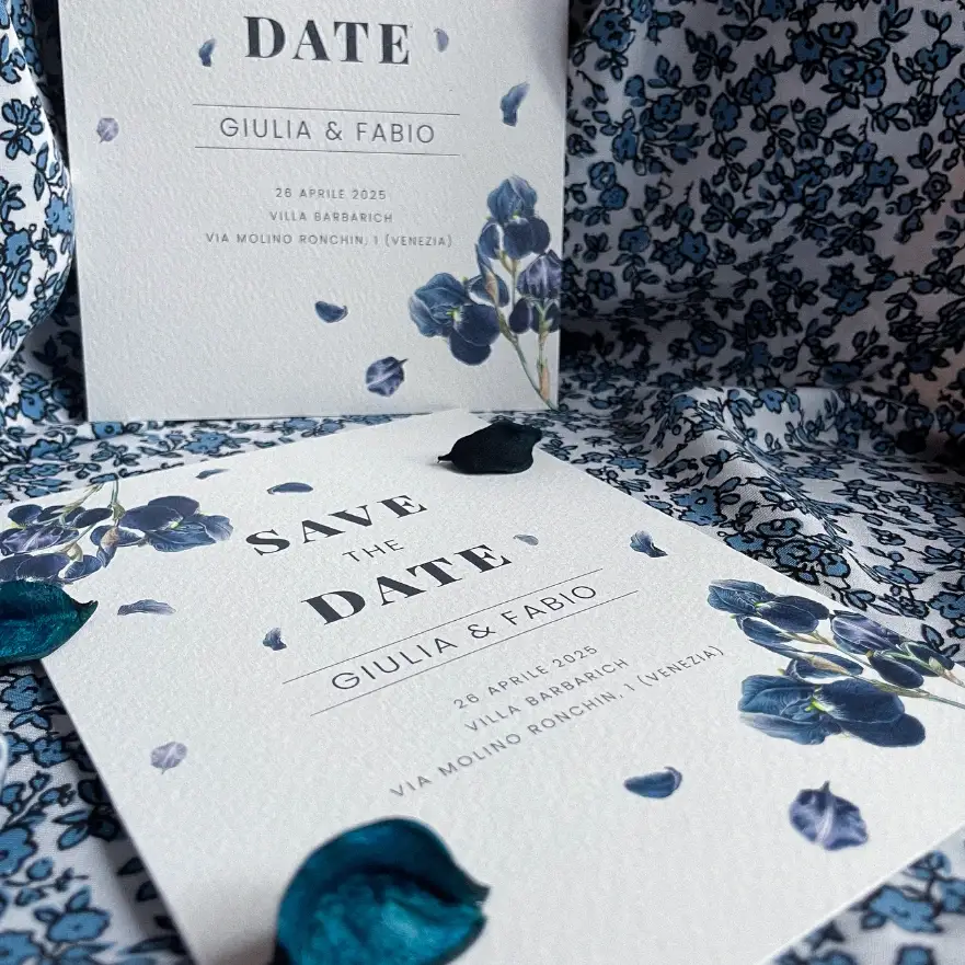 grafica wedding - save the date per matrimonio a tema iris blu